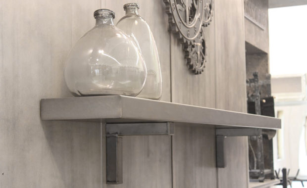 stoll Ind. metal mantel